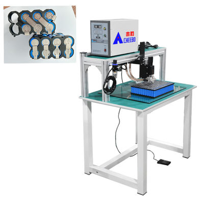 comprar Máquina de soldadura por punto con interruptor de pie Equipo de paquetes de celdas de litio Tipo neumático online manufacture