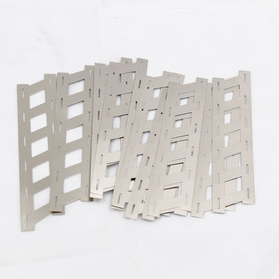 18650 21700 26650 32650 Celulas de cilindro Tabs de níquel para paquetes de baterías Soldadura de láminas de níquel puro